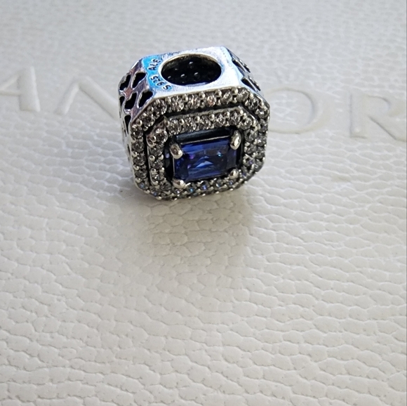 Pandora Blue Sparkling Levelled Rectangular Charm - Picture 12 of 12